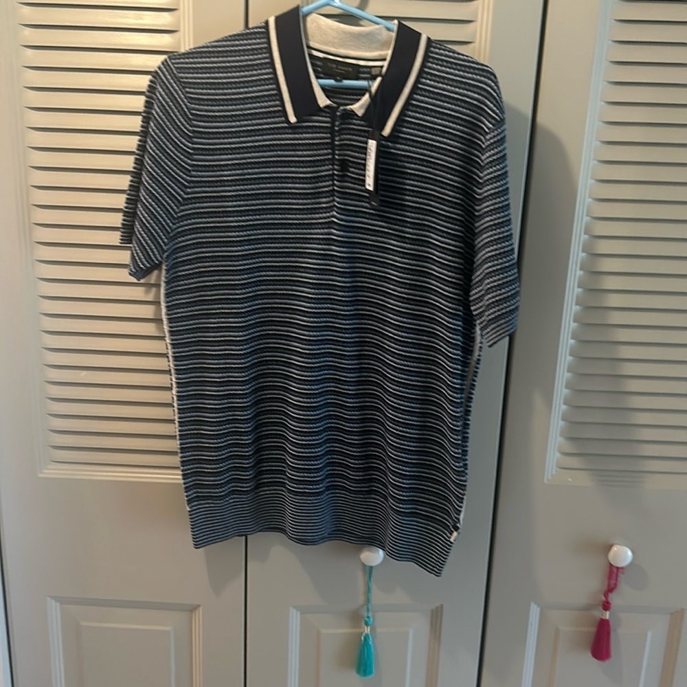 Ted Baker Men’s Pullover With Collar And 2 Front Buttons.  New With Tags.